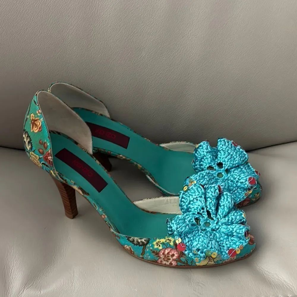 Kenzo Blue Heels with knit bows Y2K